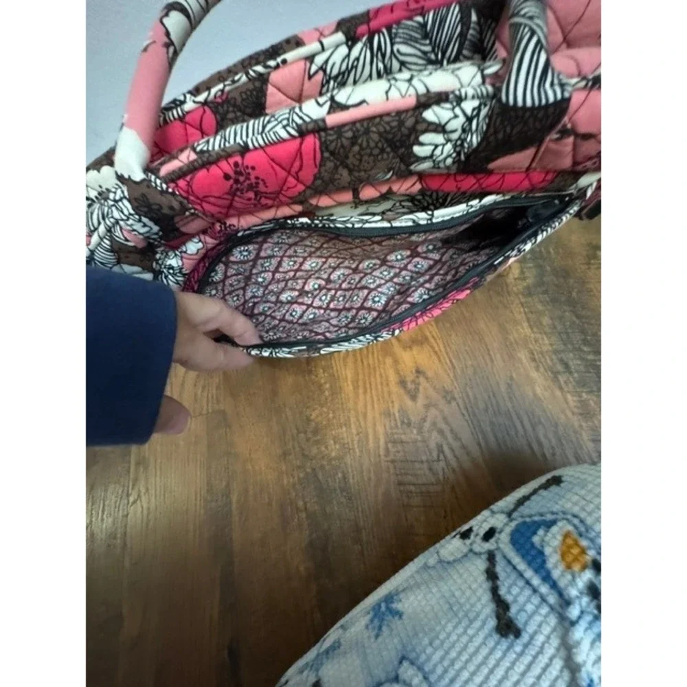Vera Bradley Mocha Rouge Quilted Laptop Messenger Bag Pink Floral Crossbody